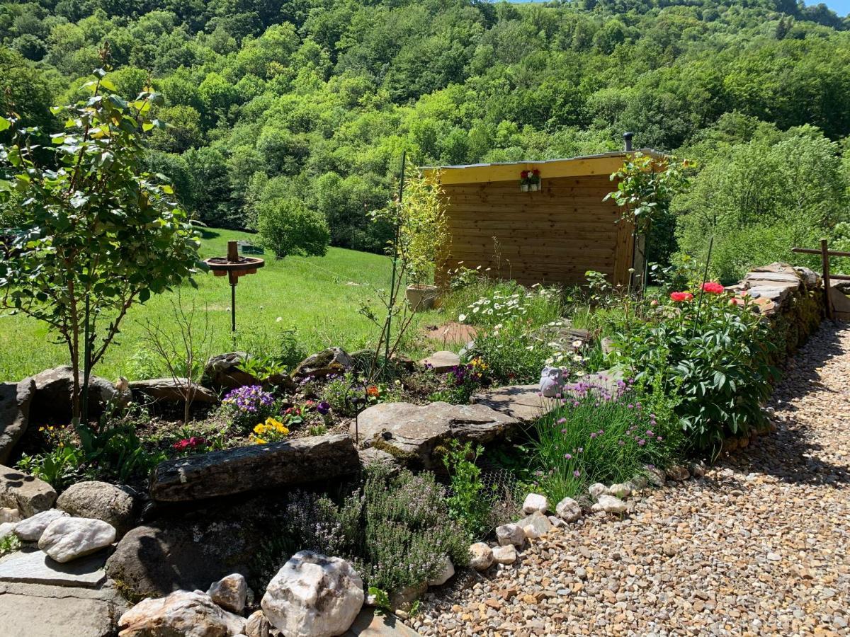 Chambres D'Hotes Le Lepadou-Bas Saint Chely d'Aubrac Bagian luar foto