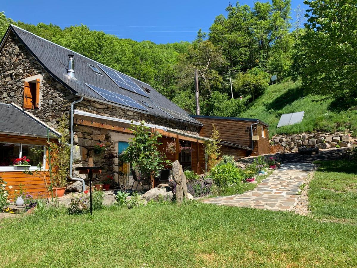 Chambres D'Hotes Le Lepadou-Bas Saint Chely d'Aubrac Bagian luar foto