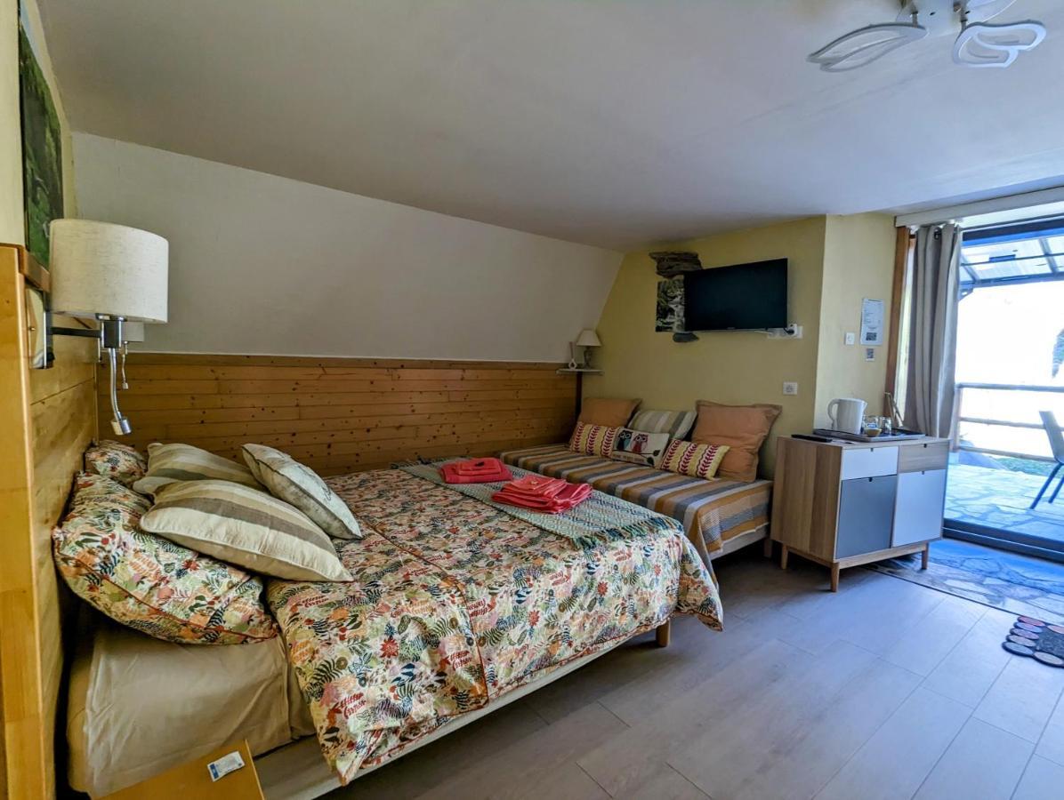 Chambres D'Hotes Le Lepadou-Bas Saint Chely d'Aubrac Bagian luar foto