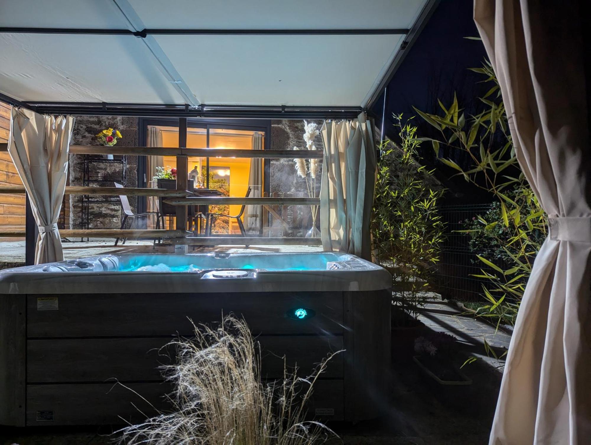 Chambres D'Hotes Le Lepadou-Bas Saint Chely d'Aubrac Bagian luar foto
